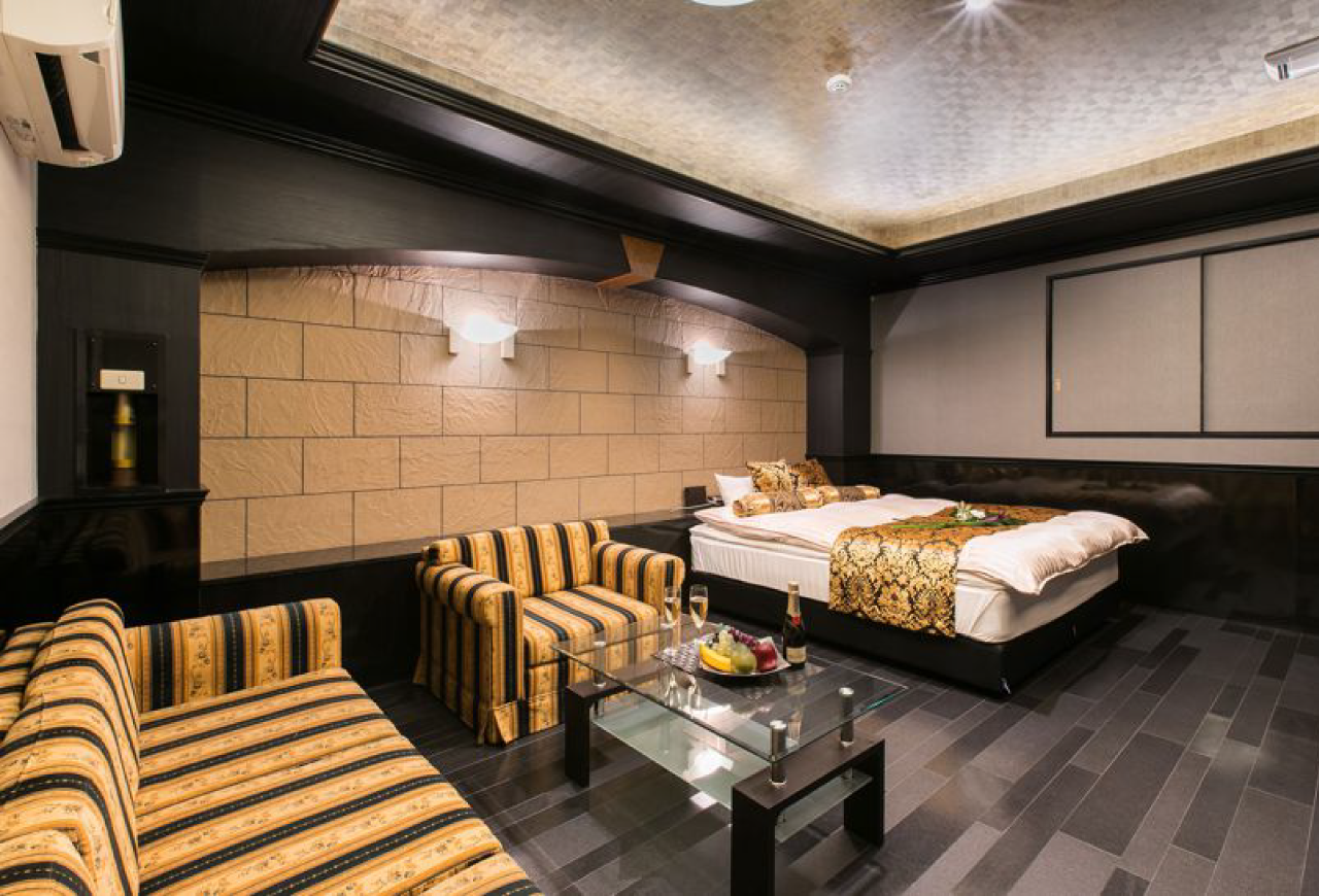 山口県小野田IC近くのラブホテル プレジャーリゾート ソル 小野田店の110号室