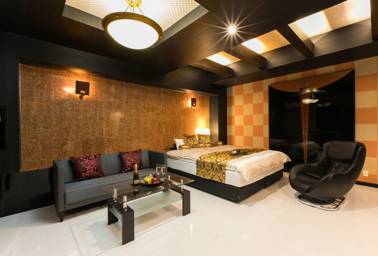 山口県小野田IC近くのラブホテル プレジャーリゾート ソル 小野田店の111号室